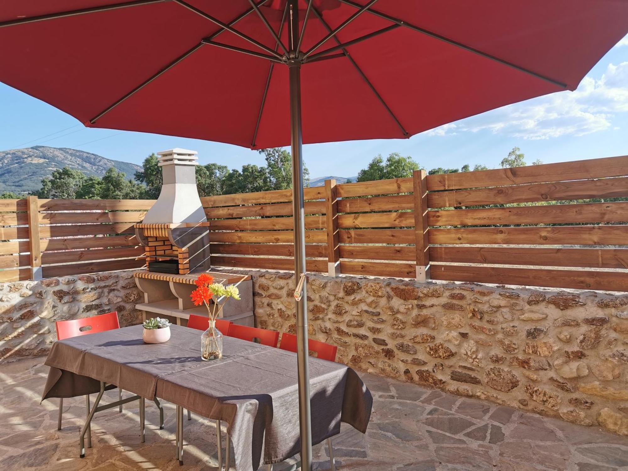 Casitas Pinilla Del Valle エクステリア 写真